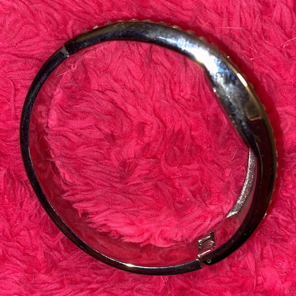 Vintage bangle watch with rhinestones gold tone - Picture 2 of 4